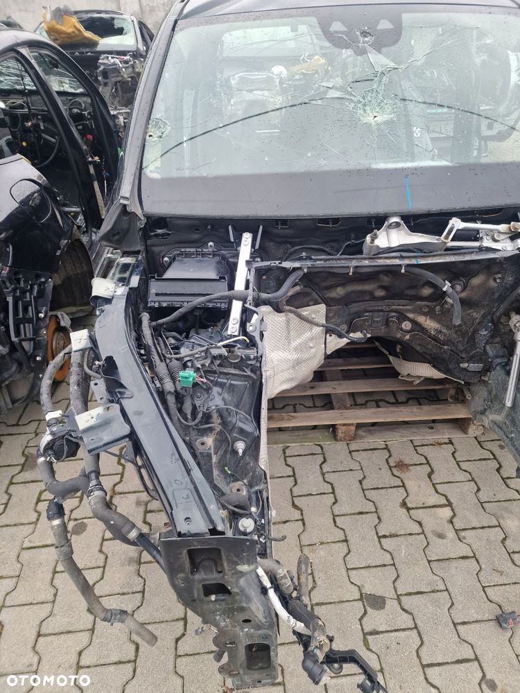 ćwiartka przednia prawa mercedes gle 167 suv - 1