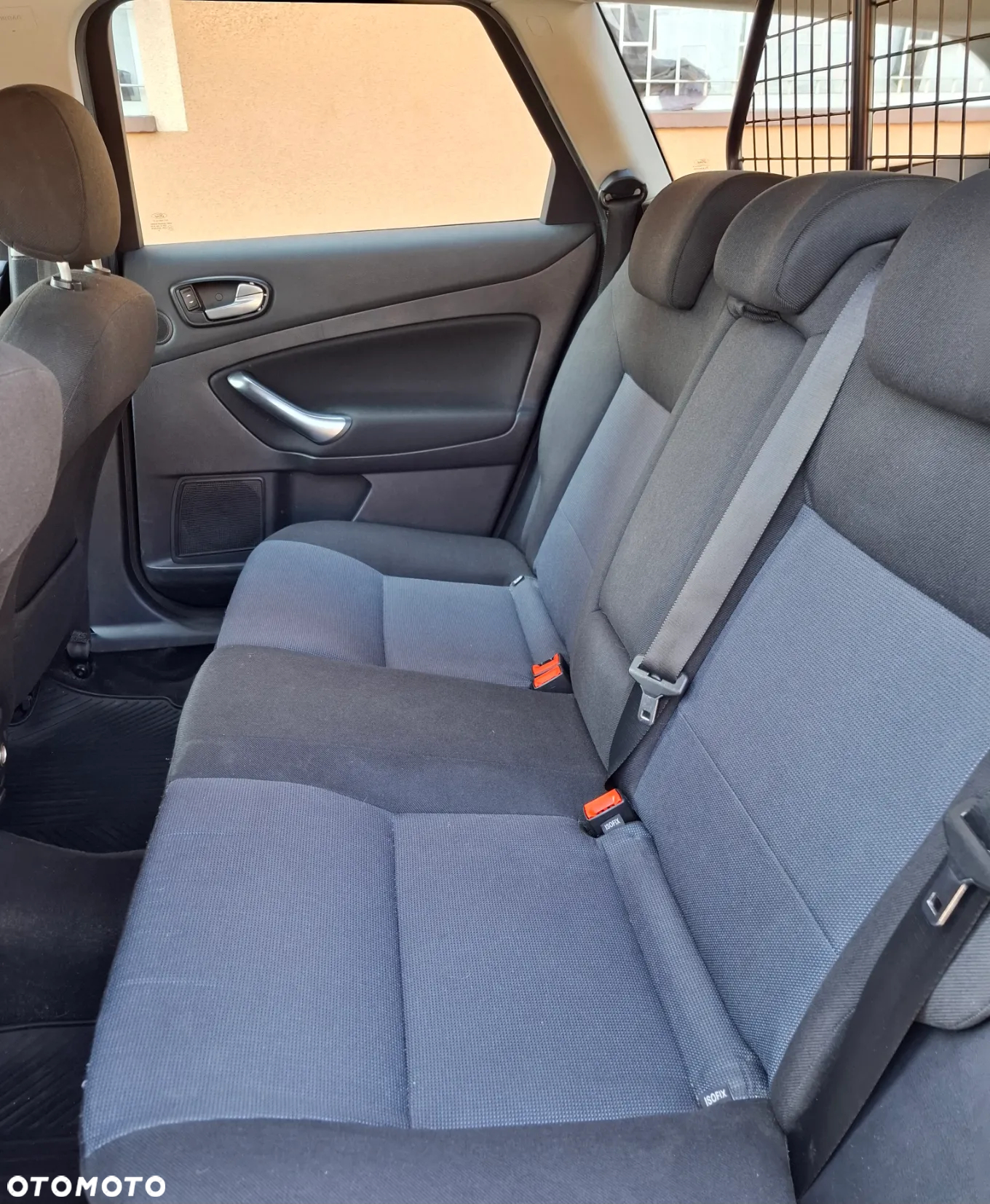 Ford Mondeo 1.8 TDCi Silver X - 16