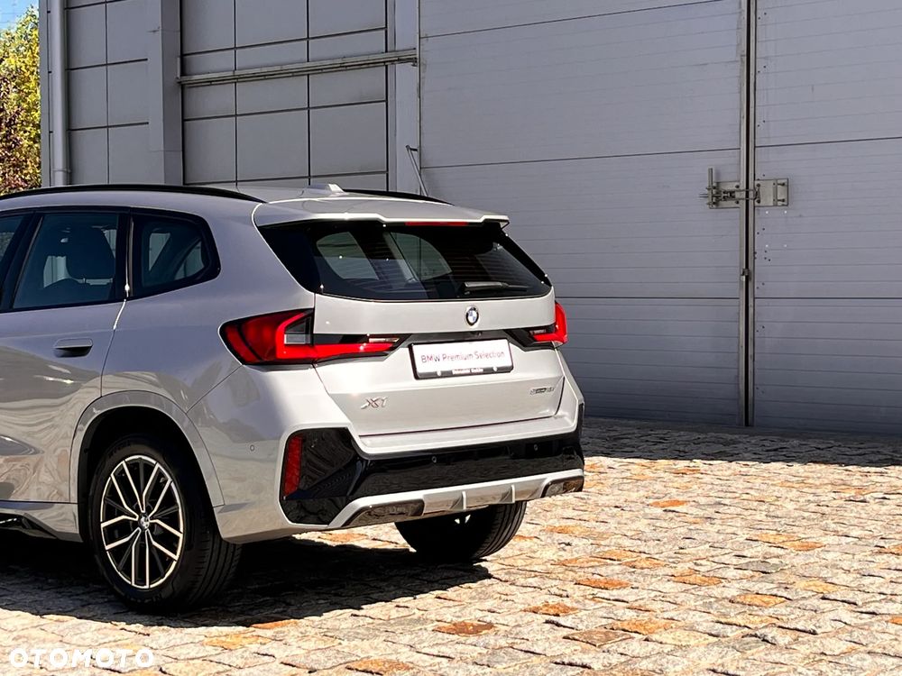 BMW X1 - 10