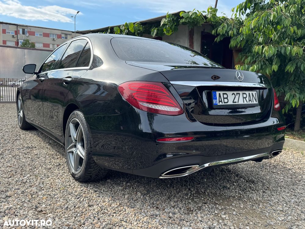 Mercedes-Benz E 300 Aut. - 3
