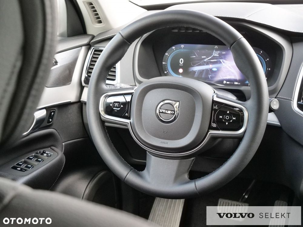 Volvo XC 90 - 21