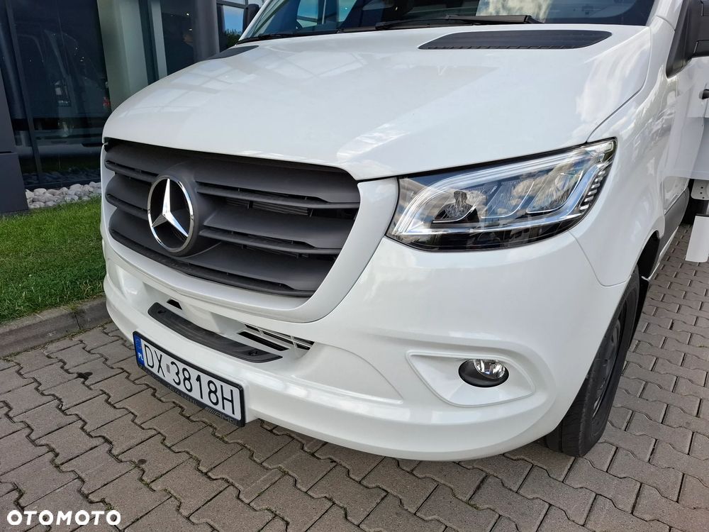 Mercedes-Benz Sprinter 319 CDI Podwozie 4325 mm - Kontener 8 EP z windą Dholandia - 10