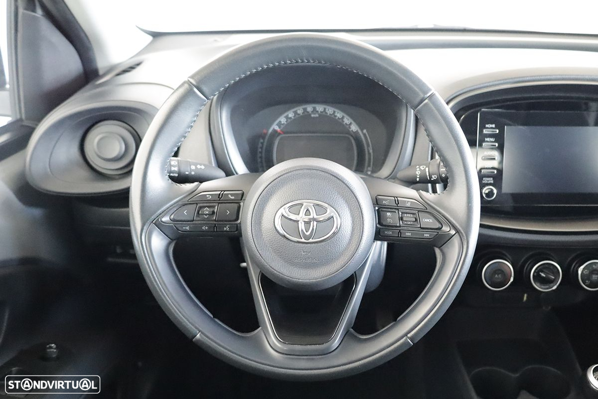 Toyota Aygo 1.0 X-Play - 14