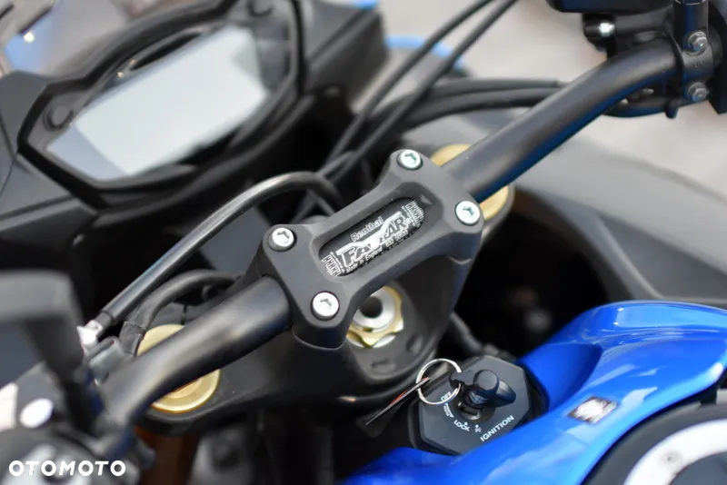 Suzuki GSX 1000 - 33