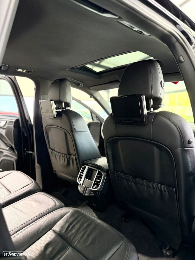 Porsche Cayenne 2010 photo 5