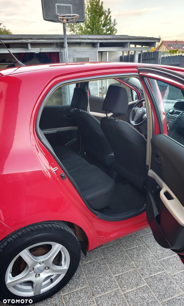 Toyota Yaris 1.33 Active - 11