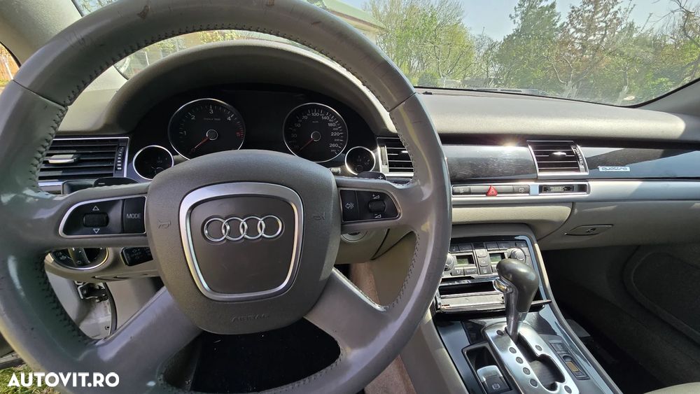 Audi A8 - 15