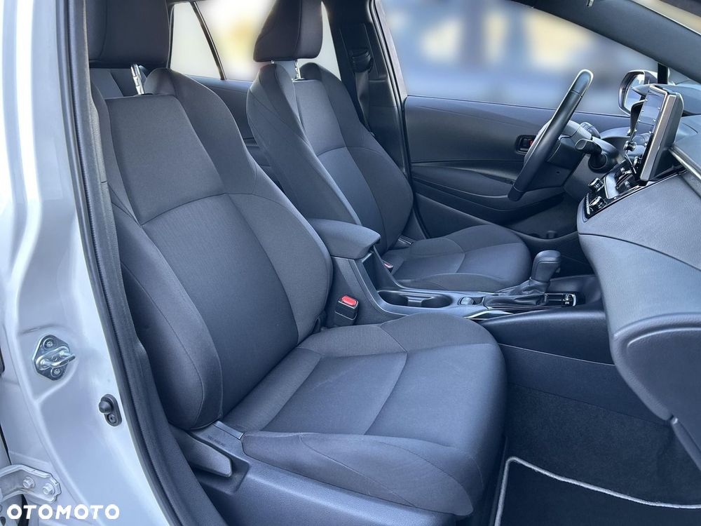 Toyota Corolla 1.8 Hybrid Active - 10