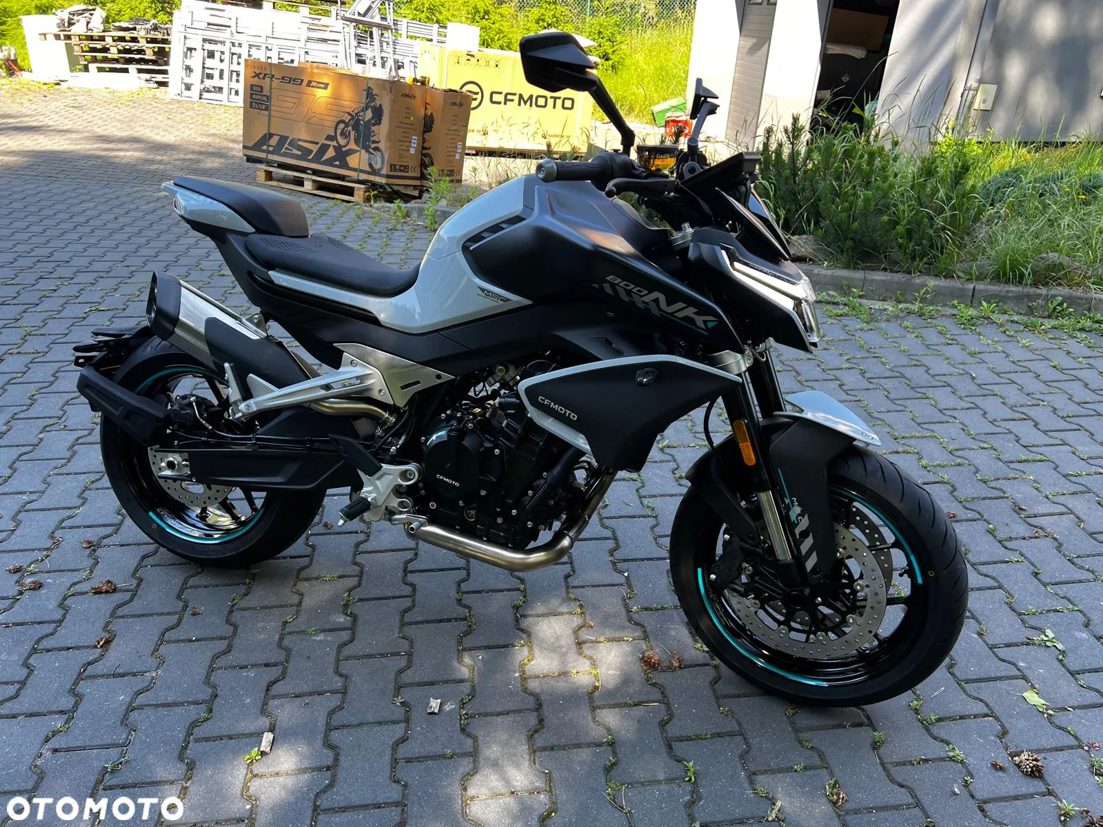 CFMoto NK - 12