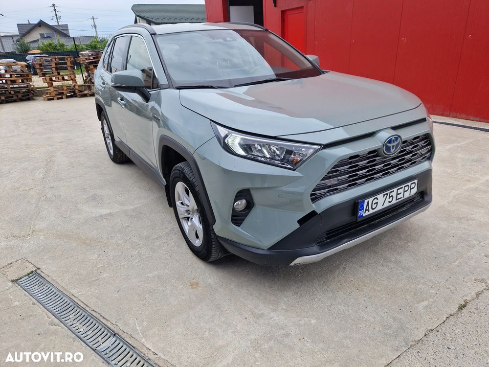 TOYOTA RAV4 2019 — imagine 2