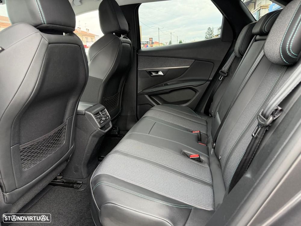 Peugeot 3008 1.6 Hybrid Allure e-EAT8 - 11