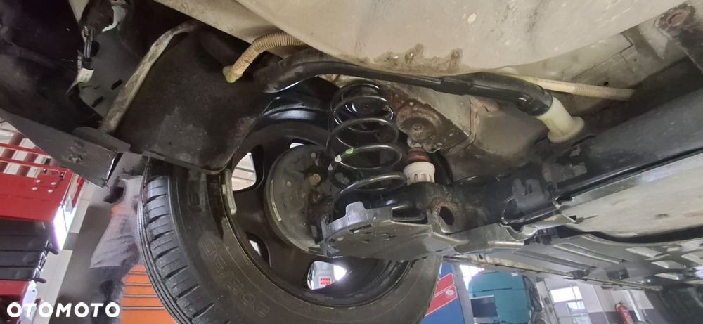 Citroën C3 1.2 PureTech Shine - 24