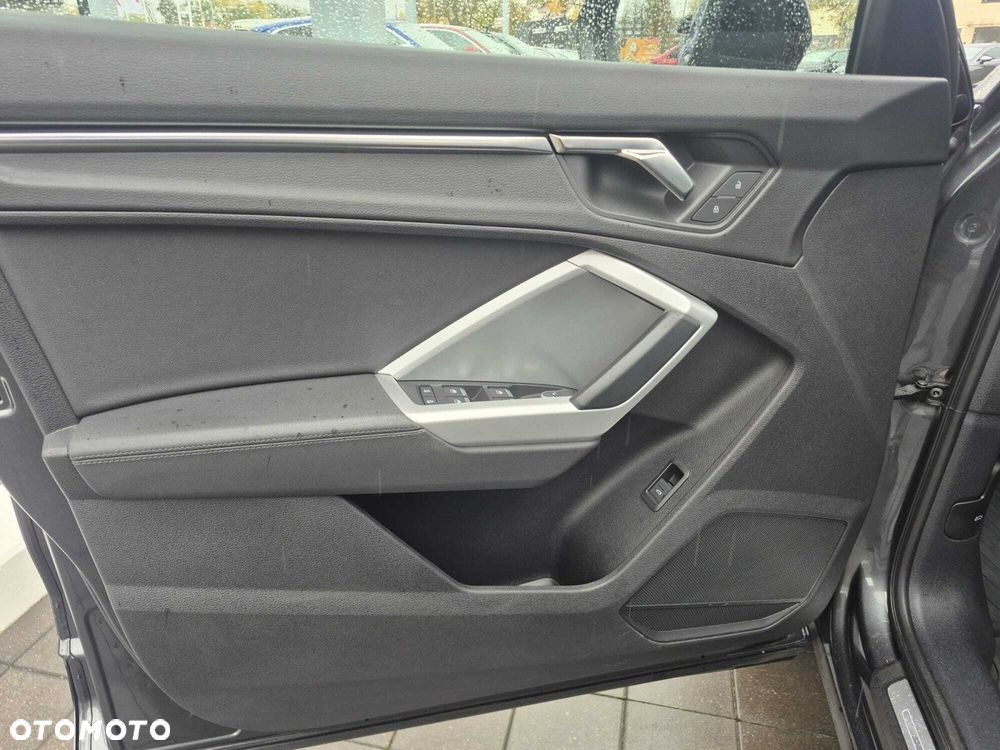 Audi Q3 35 TFSI mHEV S-Line S tronic - 14