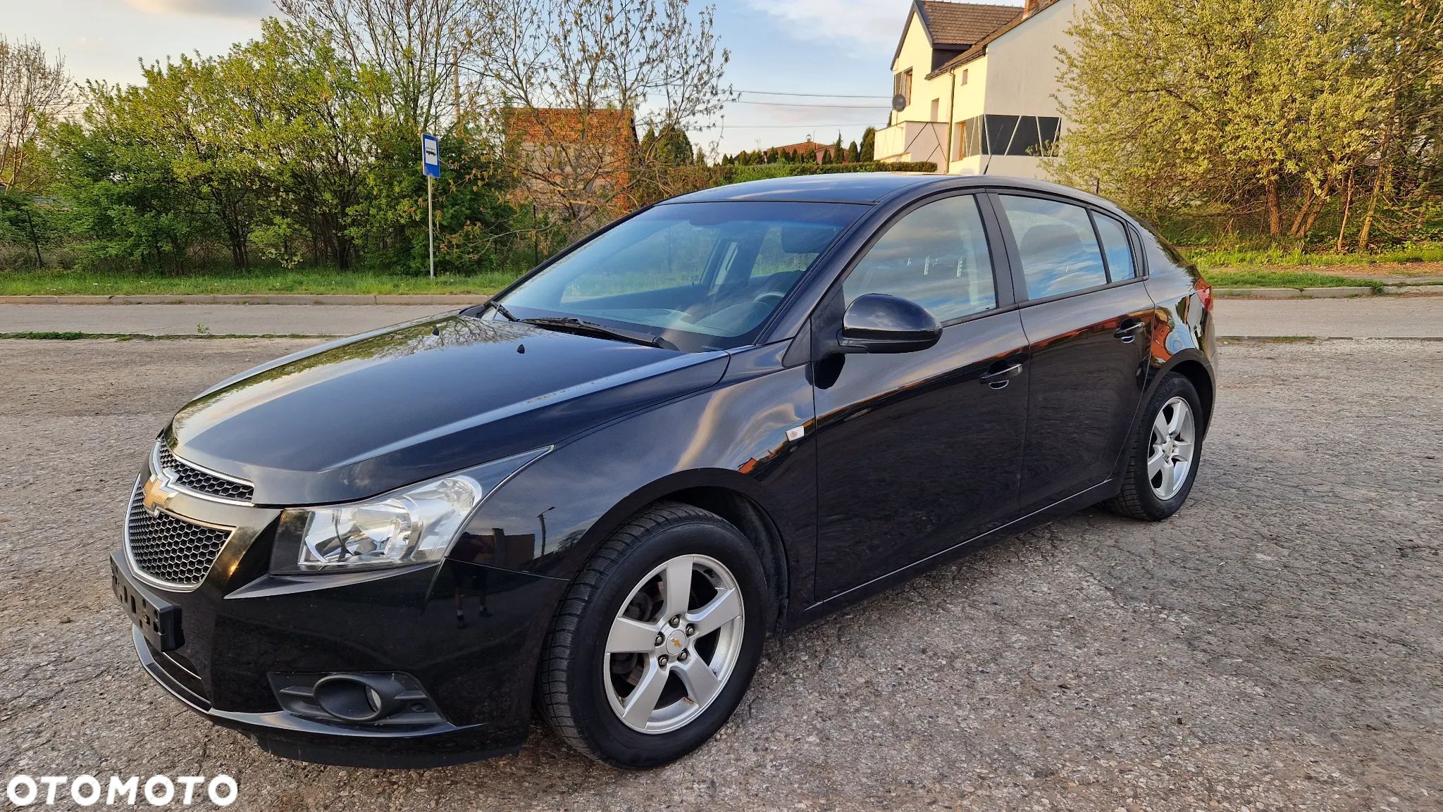 Chevrolet Cruze 1.6 LT - 1