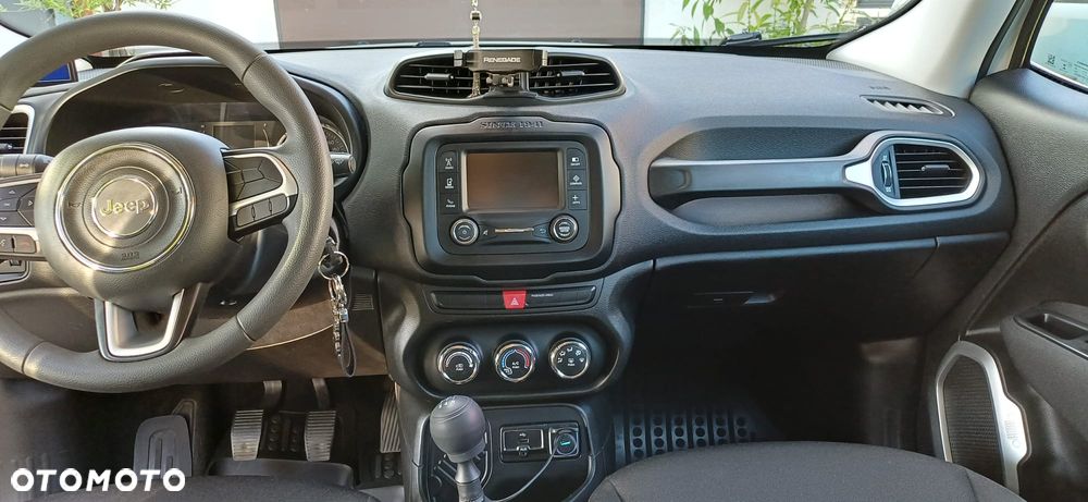 Jeep Renegade 1.6 E-TorQ Sport FWD - 3