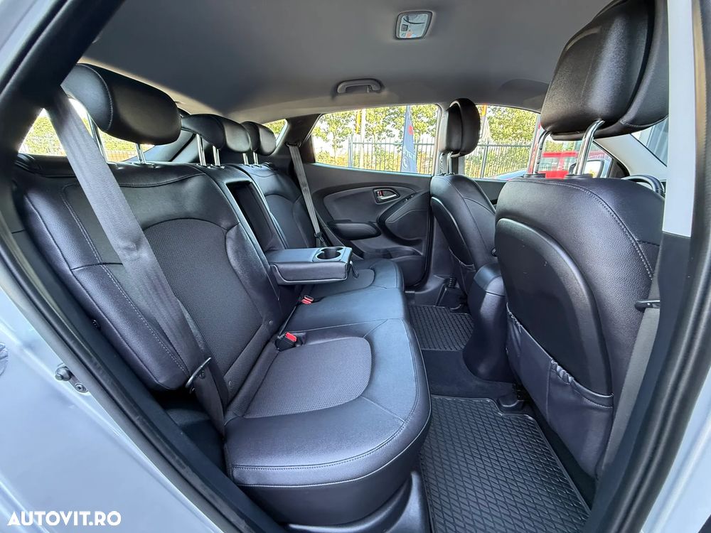 Hyundai ix35 2.0 CRDI 4WD Style - 9