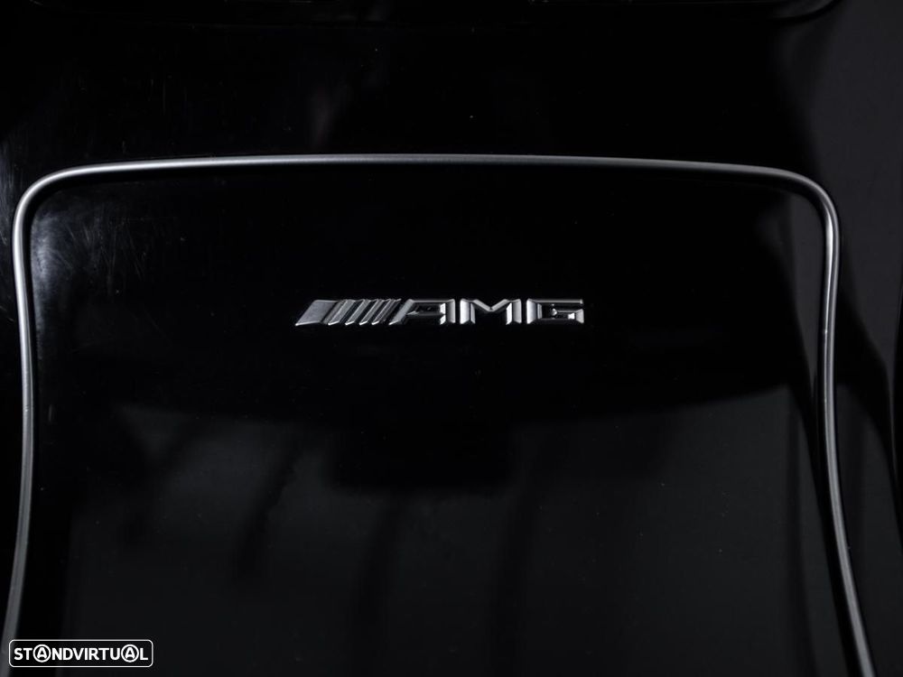Mercedes-Benz C 63 AMG - 28