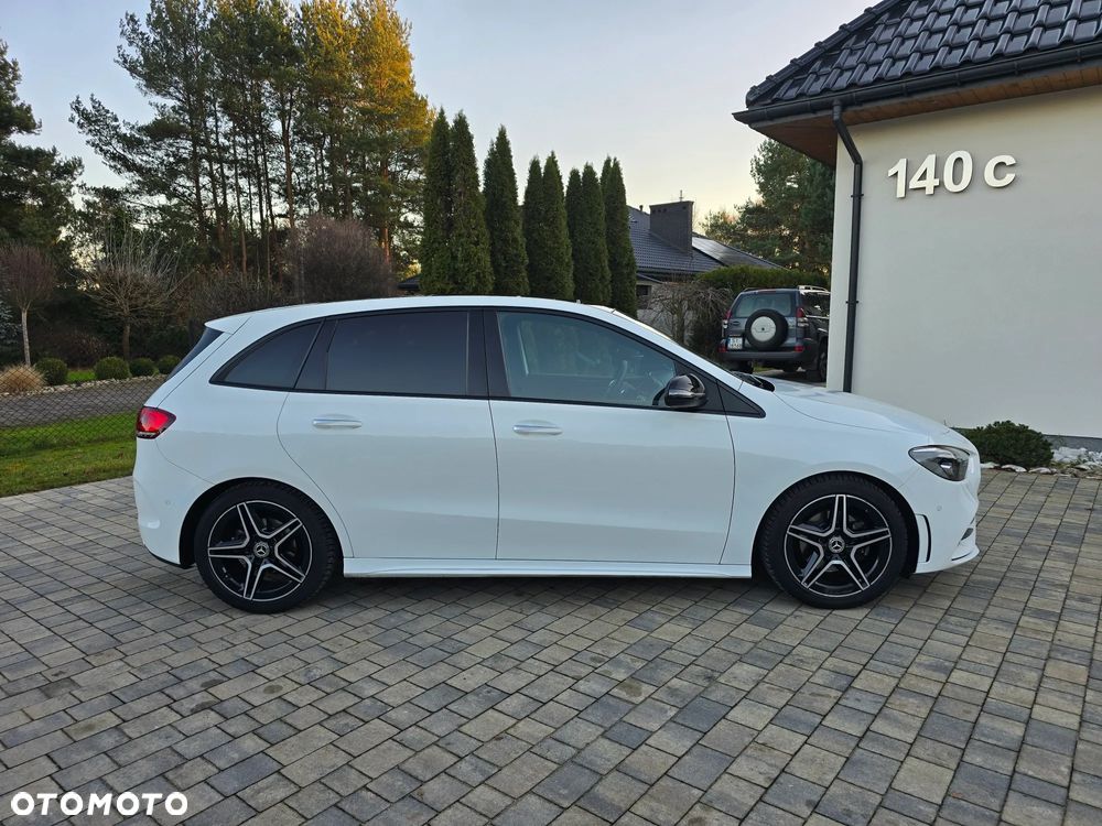 Mercedes-Benz Klasa B 180 d AMG Line 7G-DCT - 7