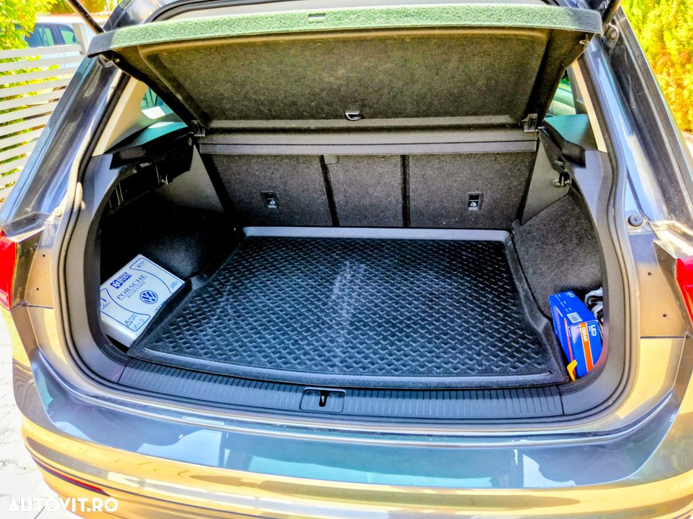 Volkswagen Tiguan - 9