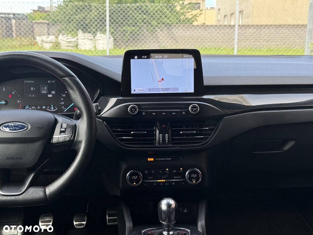 Ford Focus 2.0 TDCi ST-Line ASS - 22
