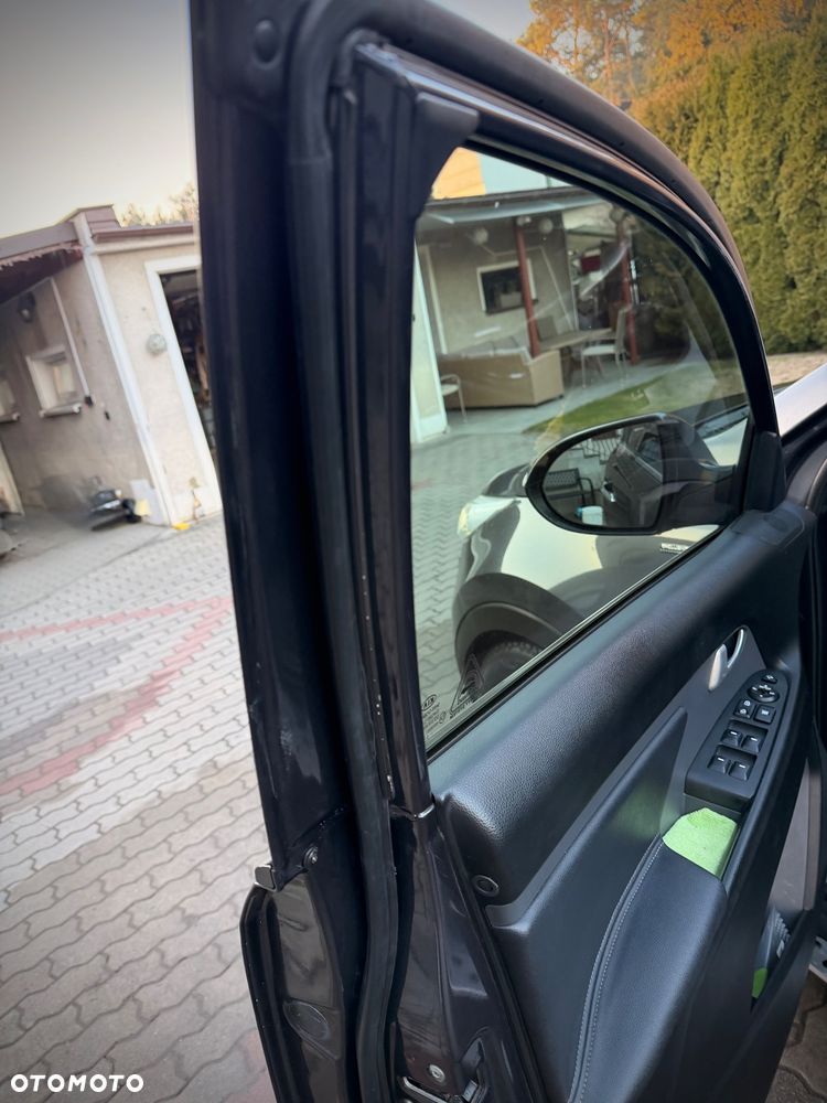 Kia Sportage 2.0 CRDI L - 16