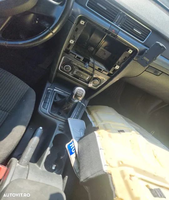 Dezmembrez Skoda Superb 2 motor 2.0tdi 140cp BMM  dezmembrari turbina injectoare alternator electromotor - 9