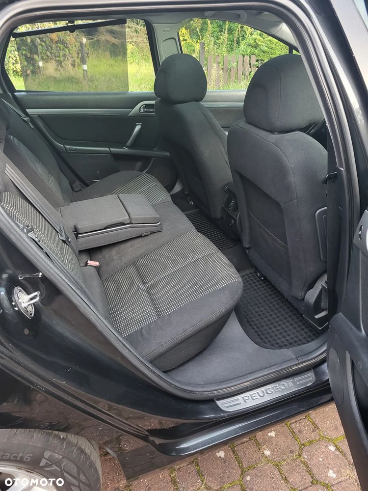 Peugeot 407 - 16
