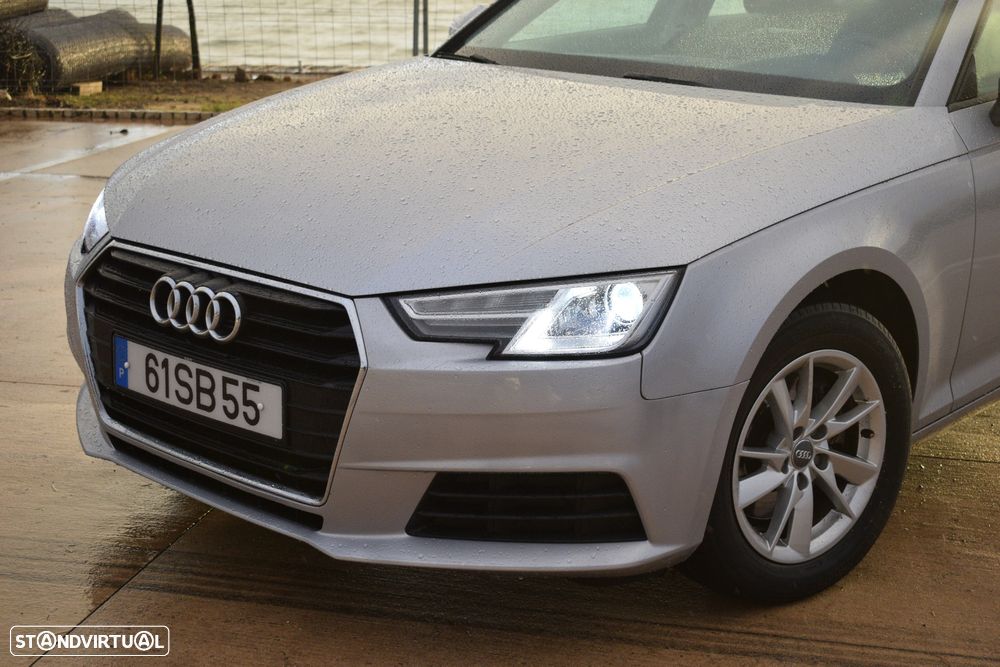 Audi A4 Avant 2.0 TDI Business Line - 4