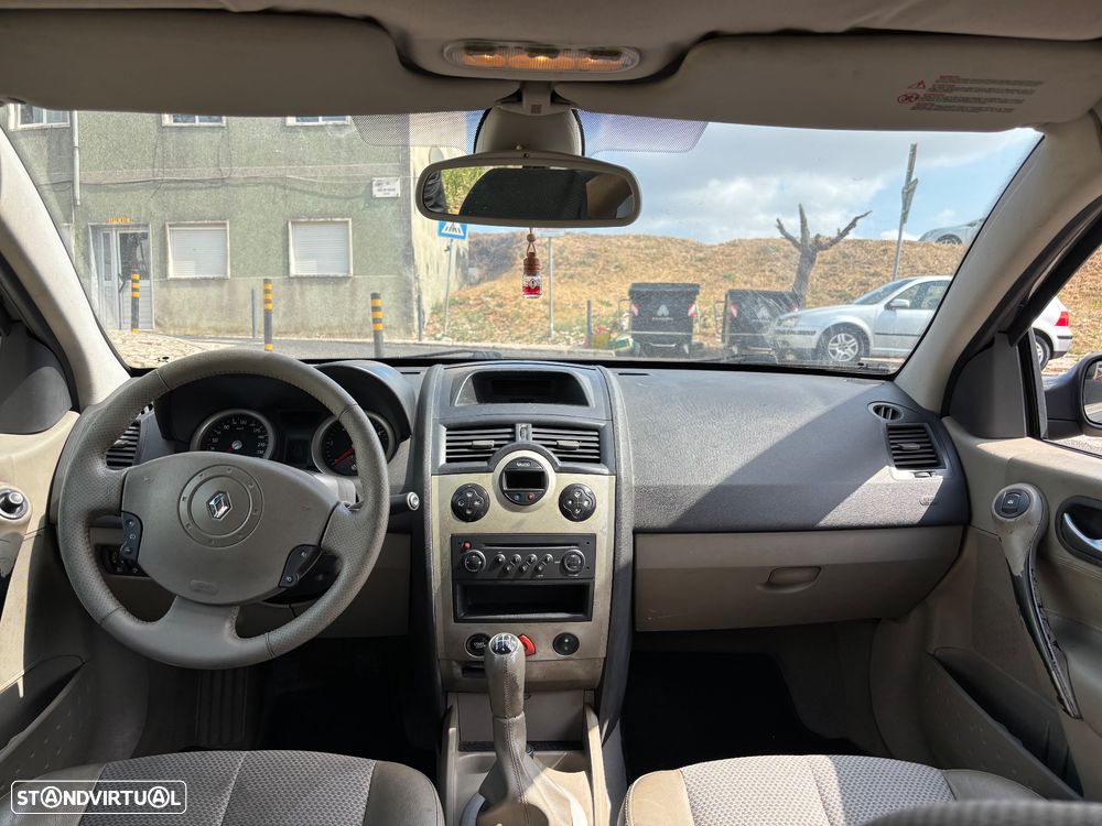 Renault Mégane 1.5 dCi Privilège - 8
