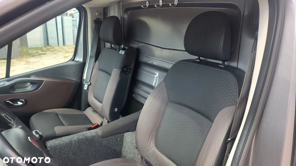Renault Trafic - 17
