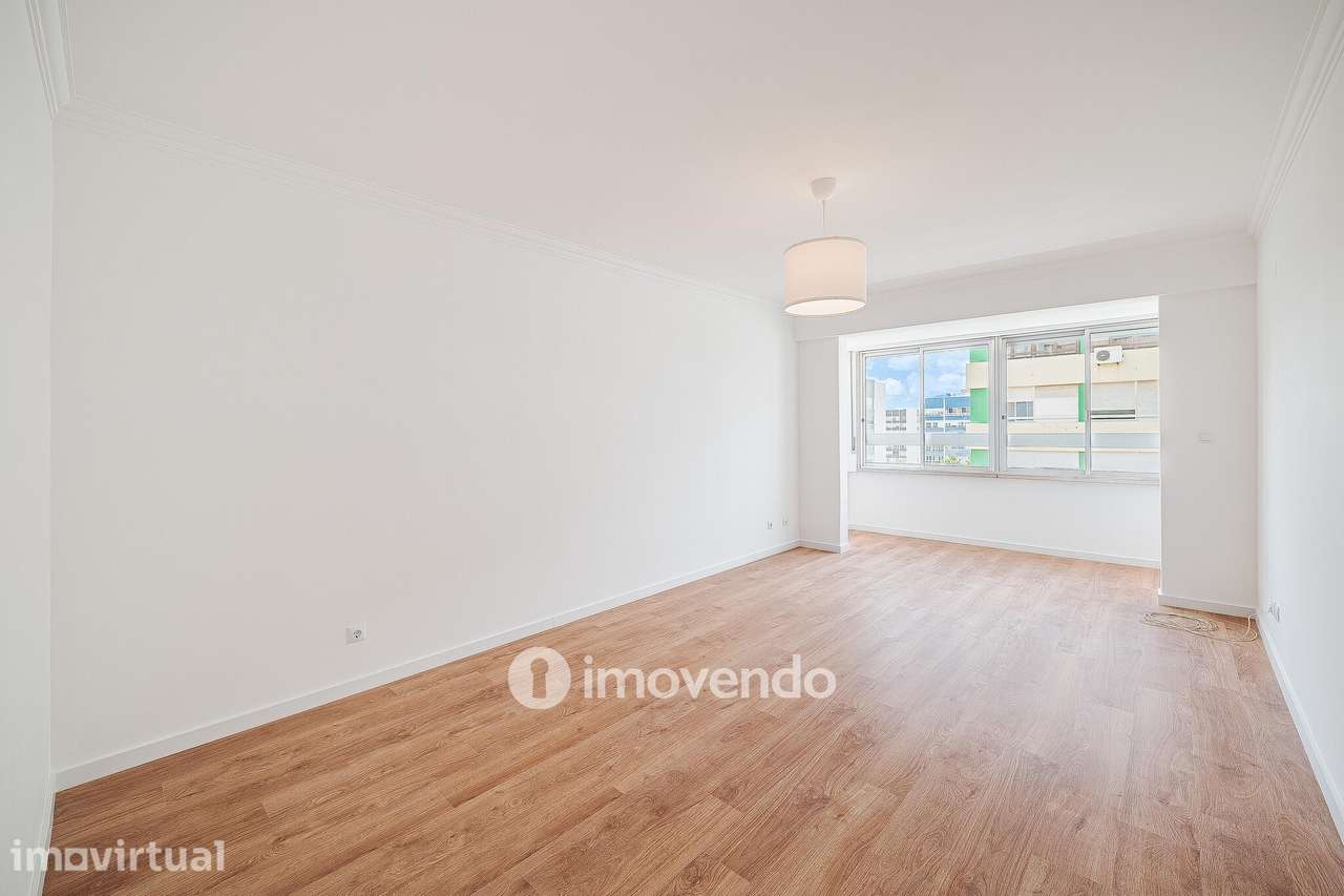 Apartamento T3 com estacionamento, na Quinta do Marquês, em Oeiras - Grande imagem: 2/52
