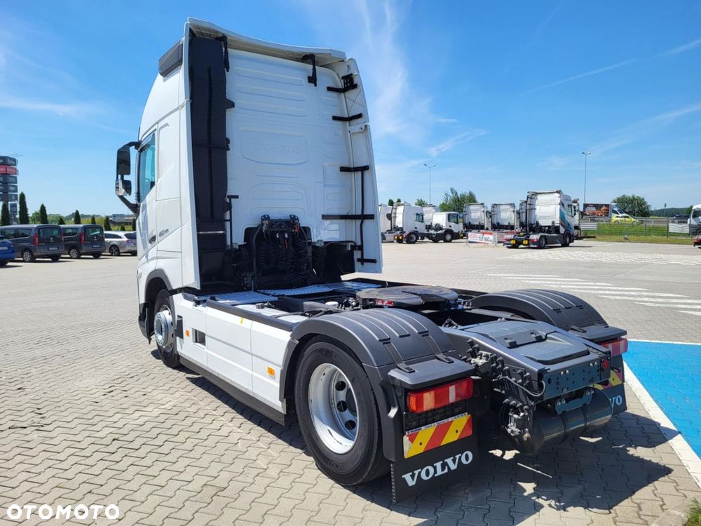 Volvo FH 4X2 460 Globetrotter XL - 6