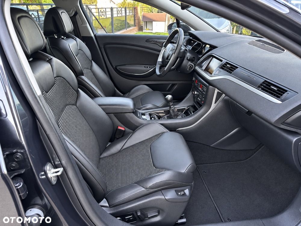 Citroën C5 2.0 HDi Exclusive - 25