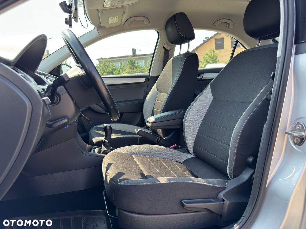 Skoda RAPID 1.0 TSI Ambition - 19