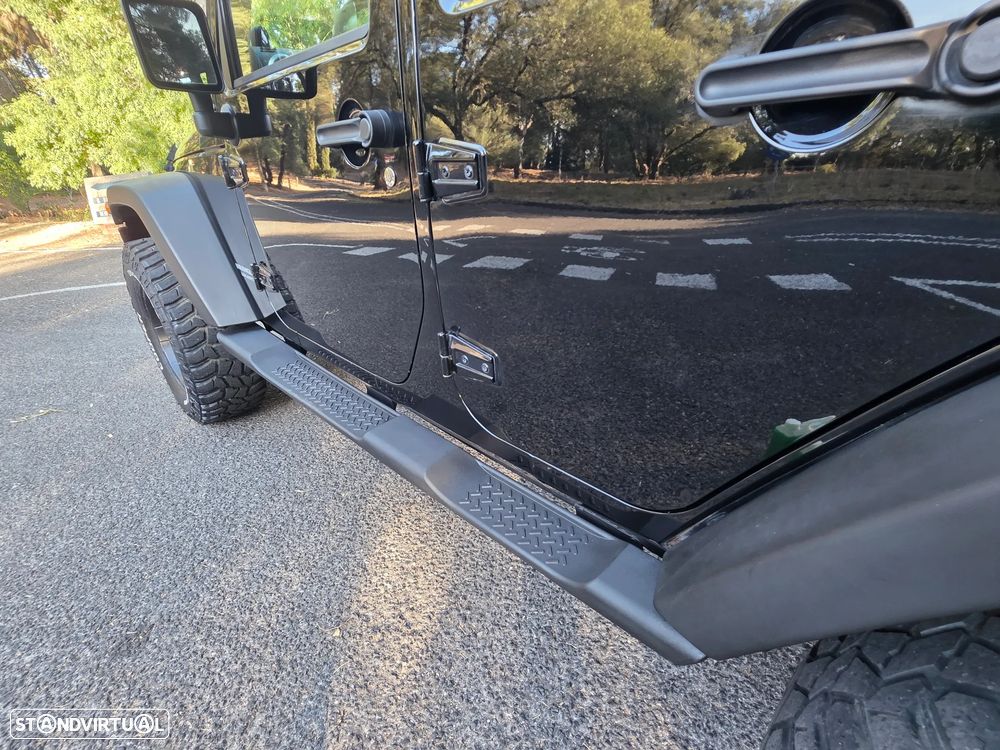 Jeep Wrangler Unlimited 2.8 CRD ATX Sahara - 18