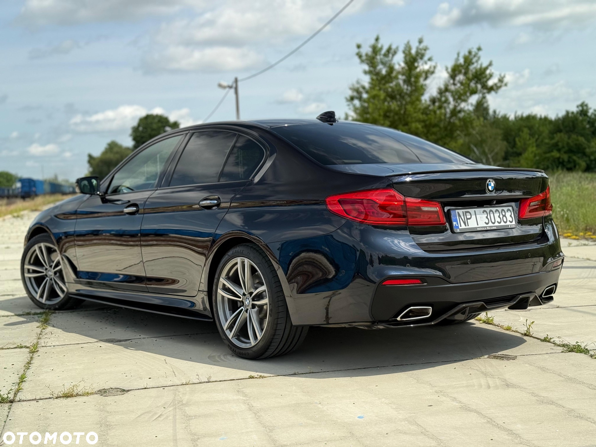 BMW Seria 5 520d xDrive M Sport sport - 22