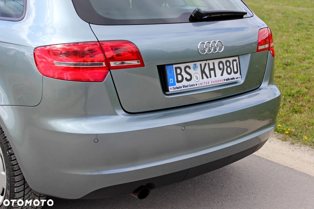 Audi A3 Sportback 1.6 Ambiente - 14