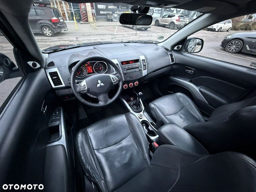 Mitsubishi Outlander 2.0 DID Intense - 5