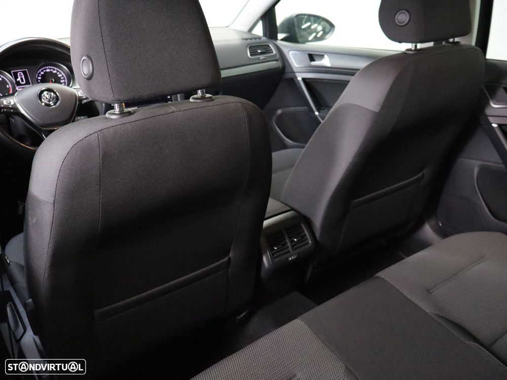 VW Golf Variant 1.6 TDi Confortline - 8