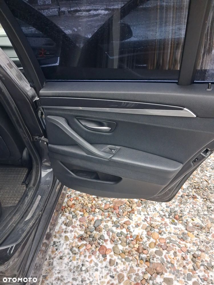 BMW Seria 5 518d Modern Line - 17