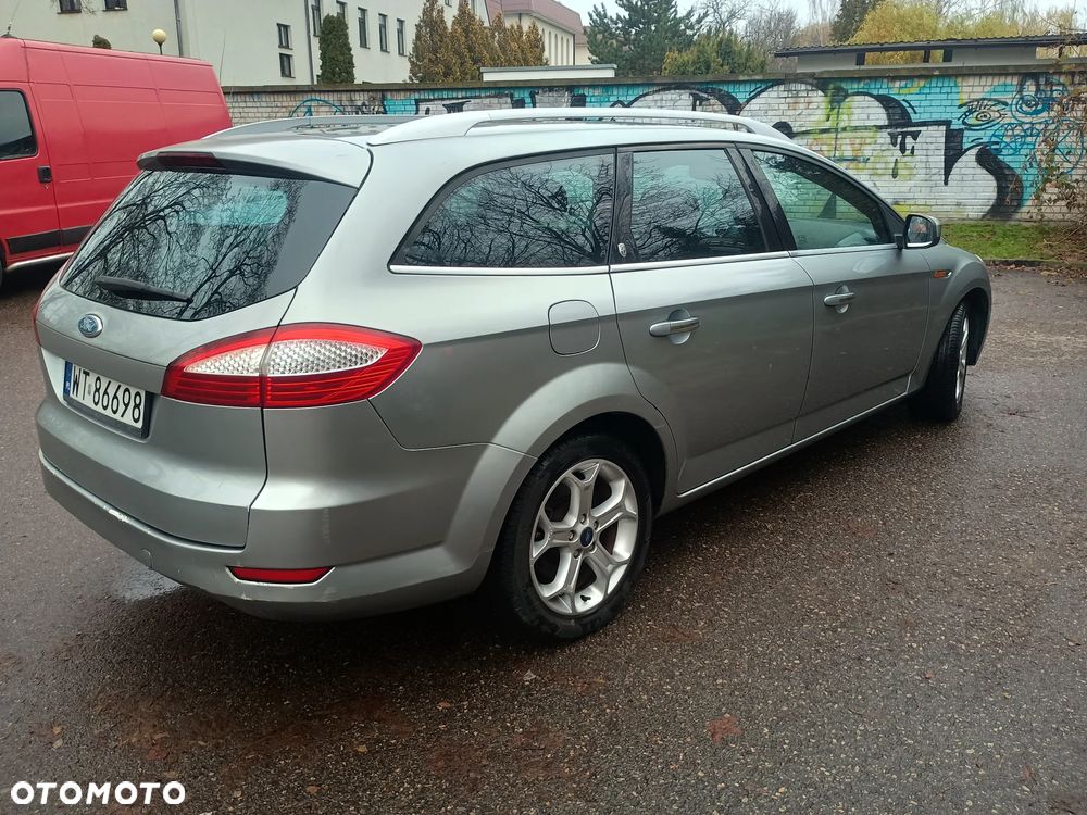Ford Mondeo 2.0 TDCi Ghia - 8