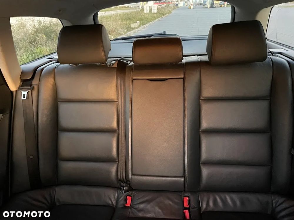 Audi A6 Avant - 20
