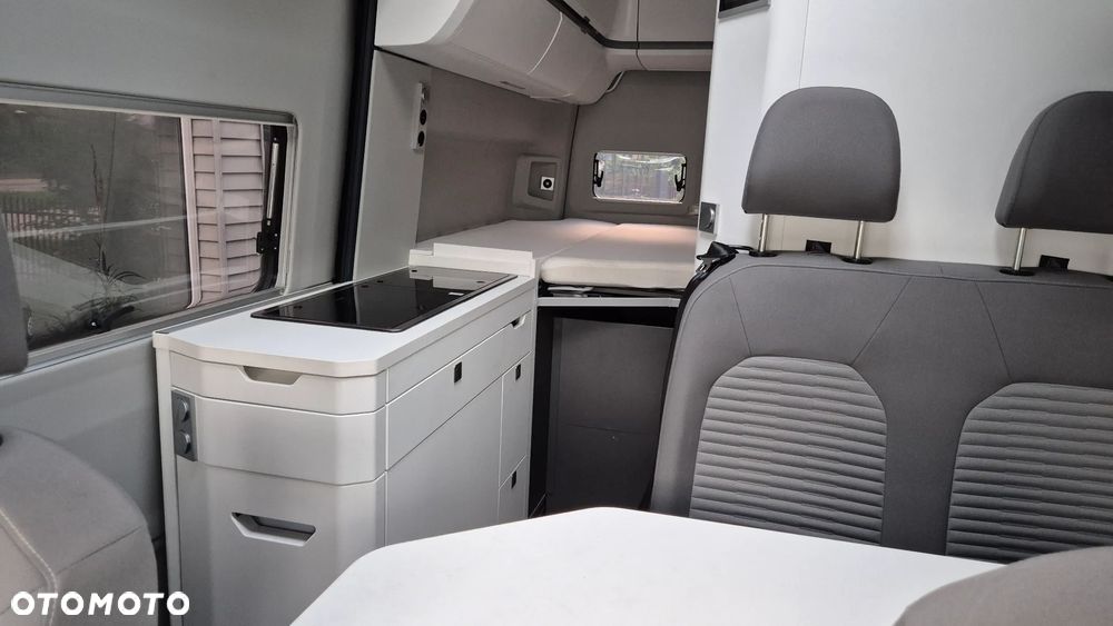 Volkswagen California - 18