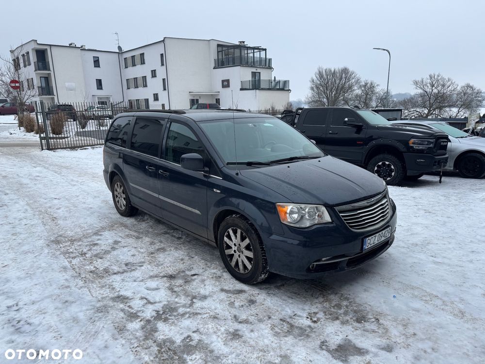 Chrysler Town & Country 3.6 Limited - 1