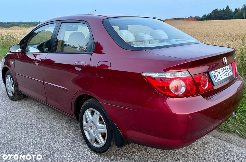 Honda City 1.4 Comfort - 4