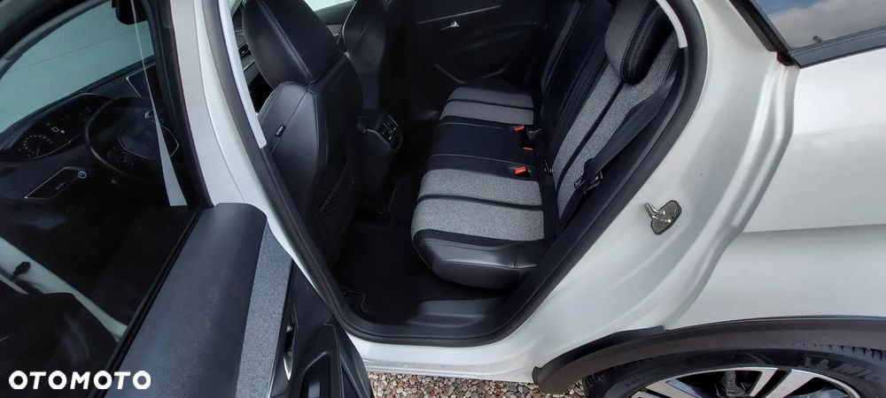 Peugeot 3008 HDi FAP 115 EGS6 Stop&Start Business-Line - 20