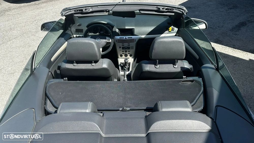 Opel Astra Cabrio TwinTop 1.6 - 18