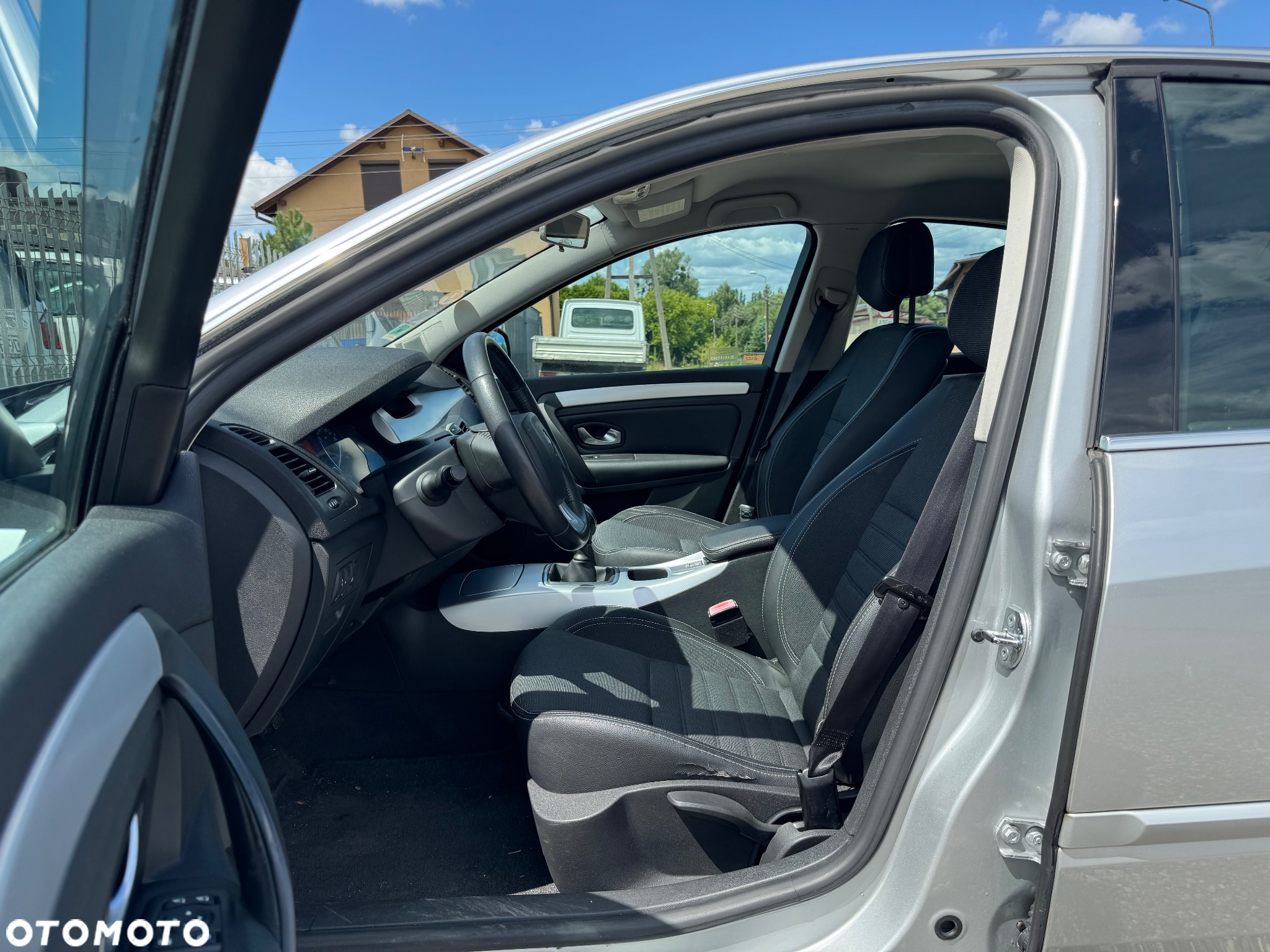 Renault Laguna - 11
