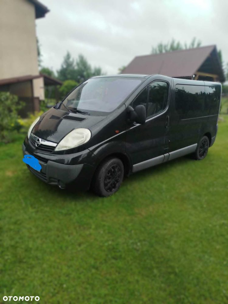 Opel Vivaro - 1