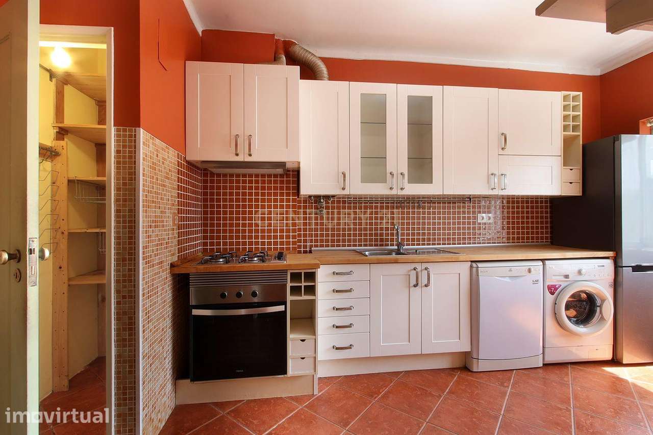 Apartamento T2 no Centro de Mem Martins - Grande imagem: 2/24